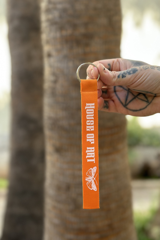lonistattoo_orange_lanyard1